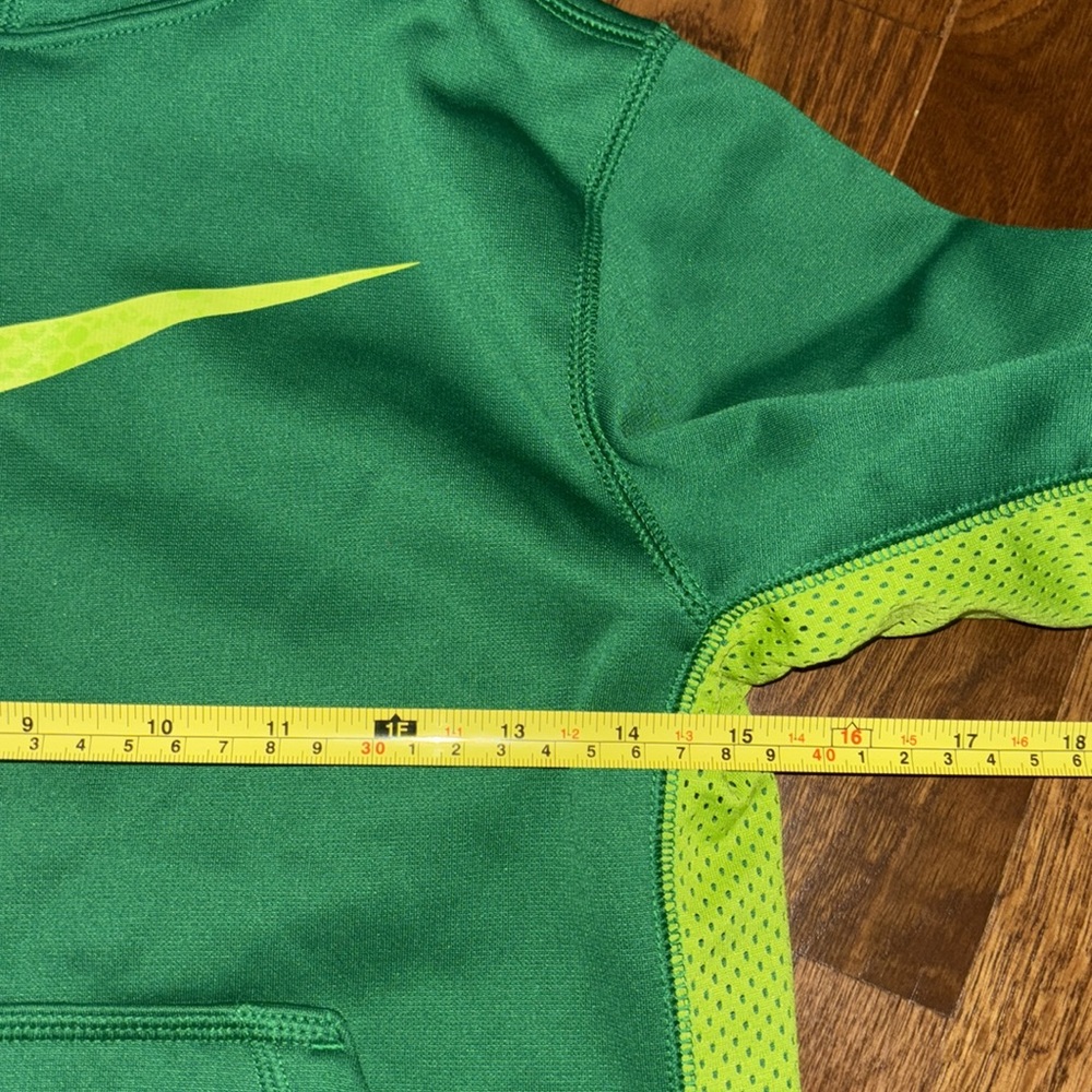 Nike youth sweatshirt - Picture 6 of 8